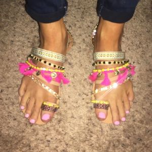 Sandles NEW / NEVER WORN